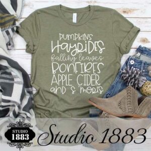 Pumkins,hayrides,falling leaves